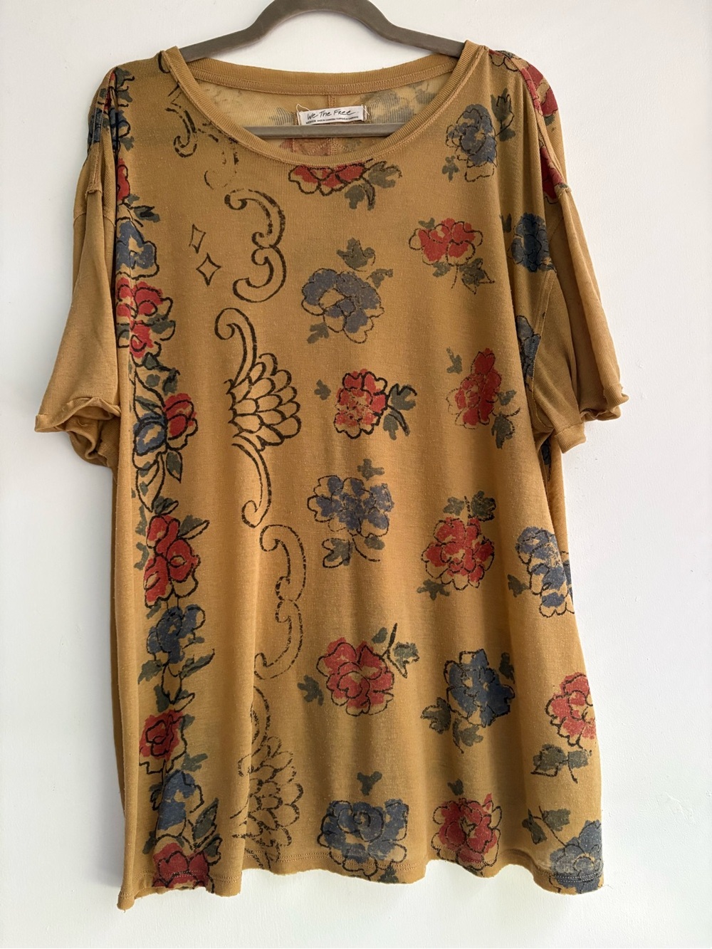 We The Free Printed Floral Boheme Tee in Tan• medium - Picture 11 of 11